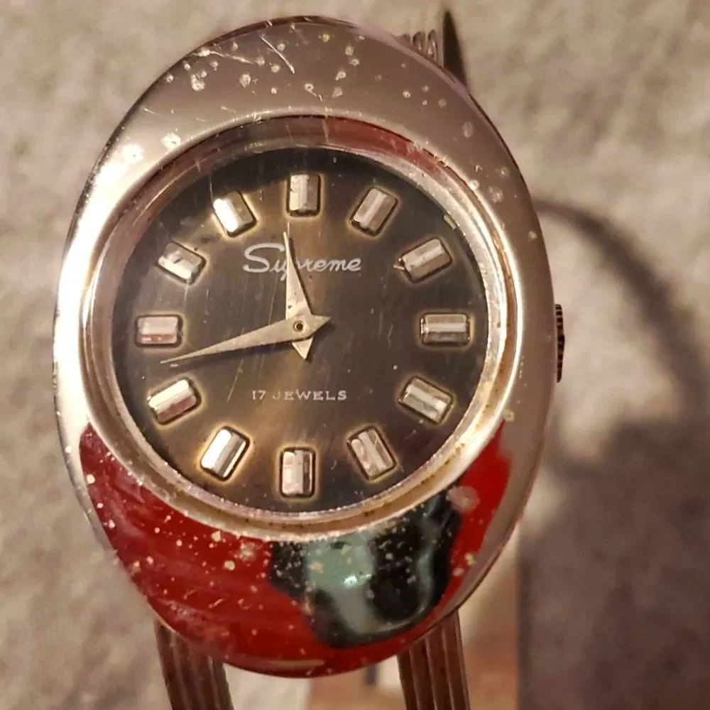 Lot of 3 Antique Wind Up Watches Timex Date & Supreme Bangle Watch‎ Silver Gold